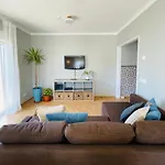 Bright, Modern & Central Apartment In Lagos, Algarve